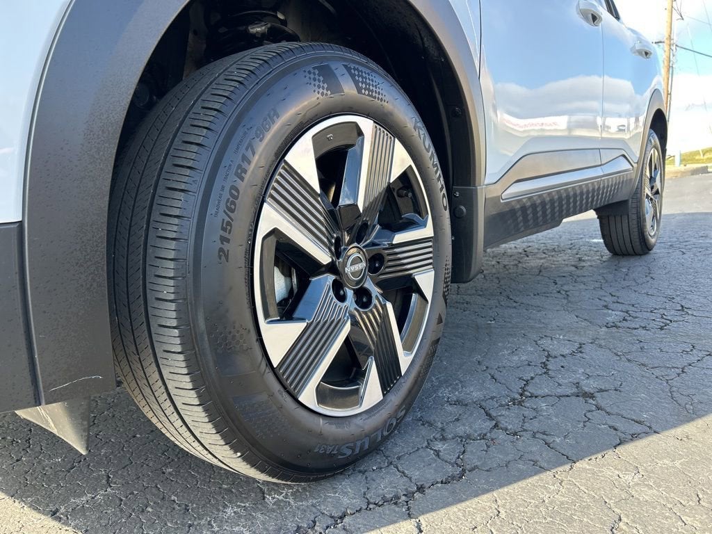 2025 Nissan Kicks SV Intelligent AWD
