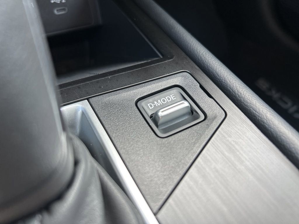 2025 Nissan Kicks SV Intelligent AWD