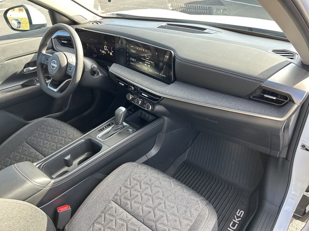 2025 Nissan Kicks SV Intelligent AWD