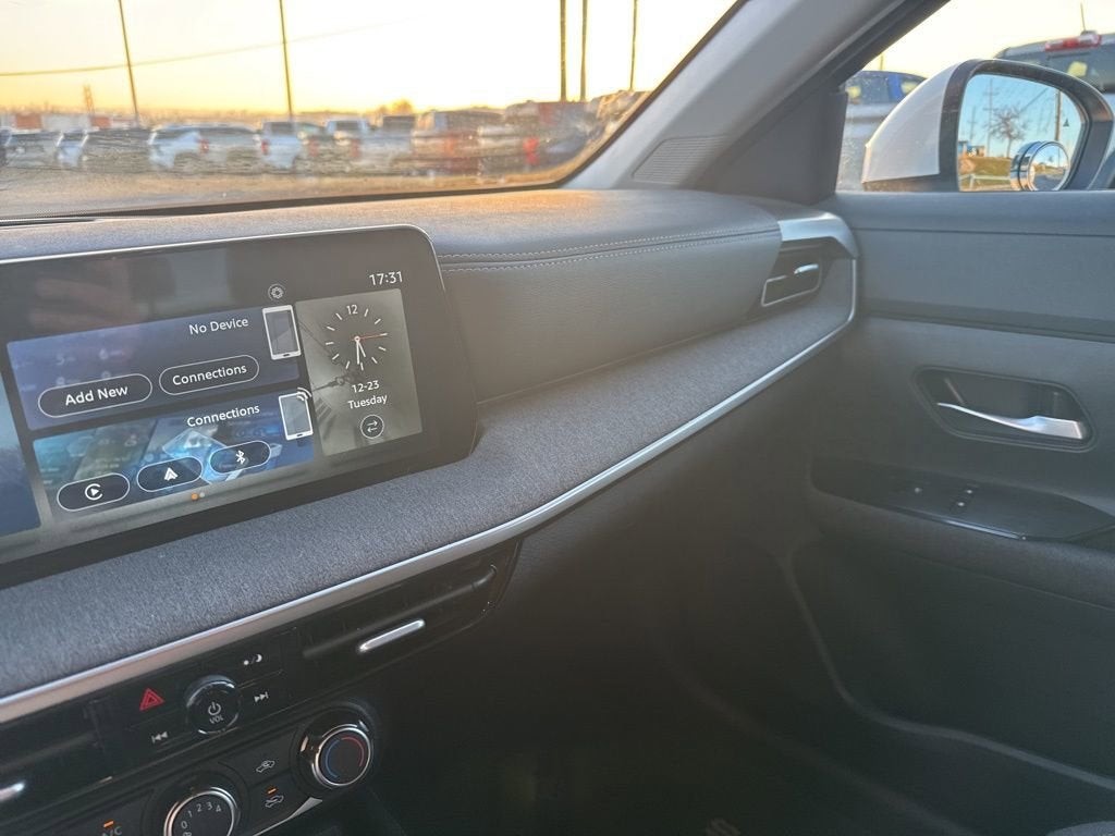 2025 Nissan Kicks SV Intelligent AWD