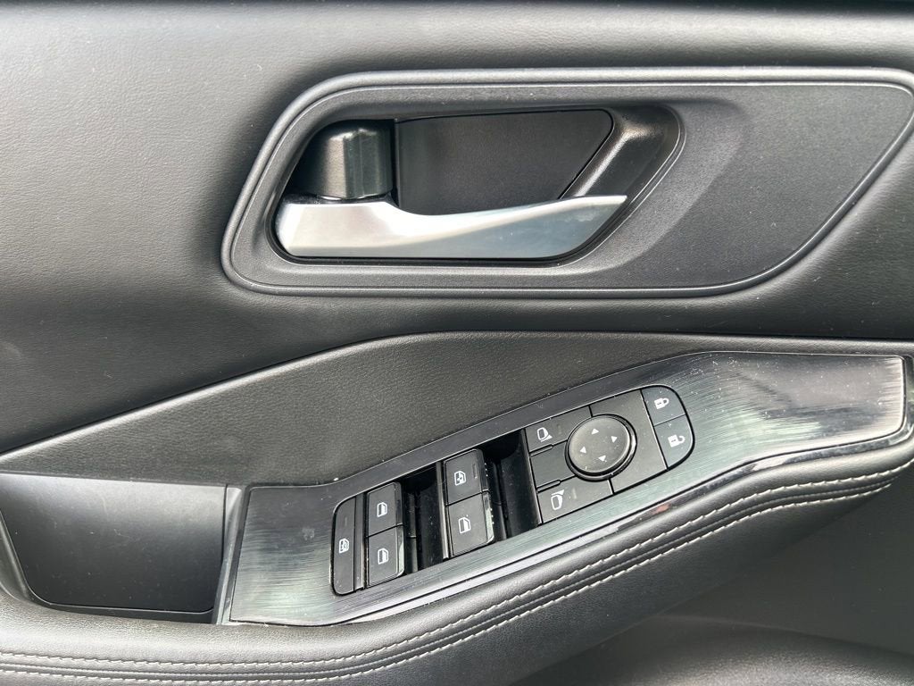 2024 Nissan Rogue SV FWD