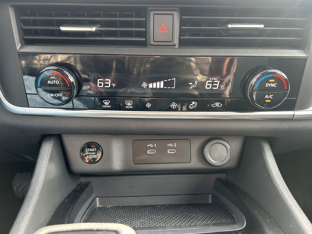 2024 Nissan Rogue SV FWD