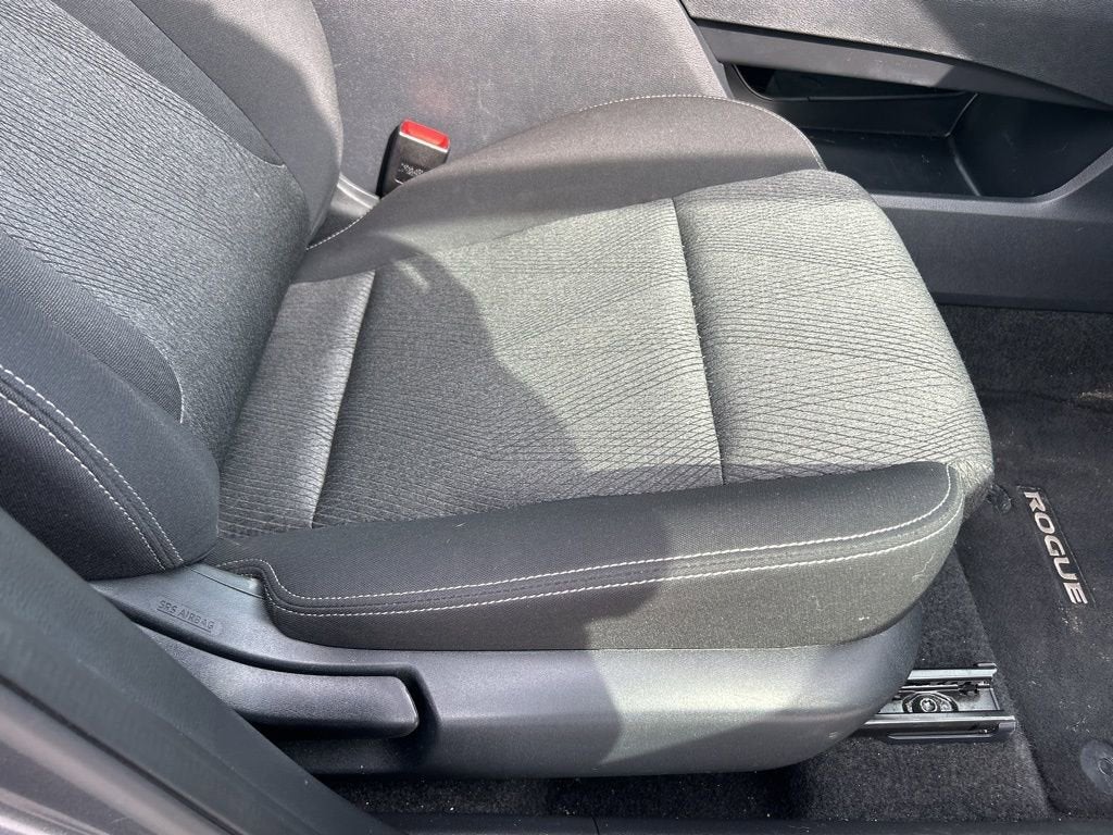 2024 Nissan Rogue SV FWD