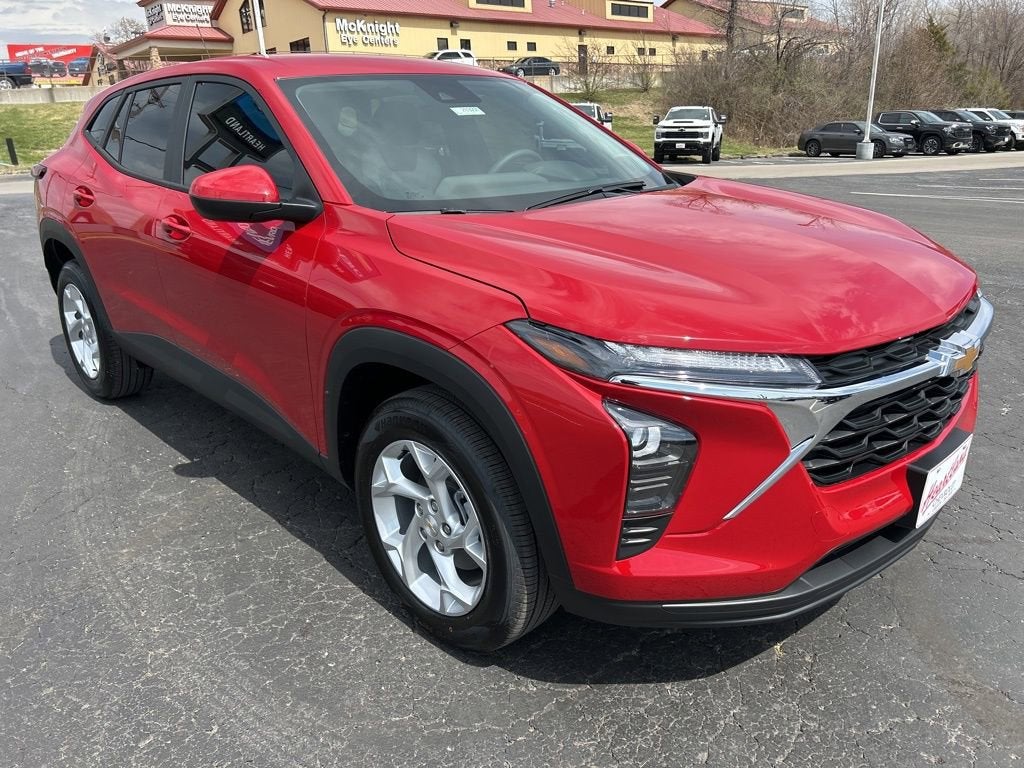 2026 Chevrolet Trax LS