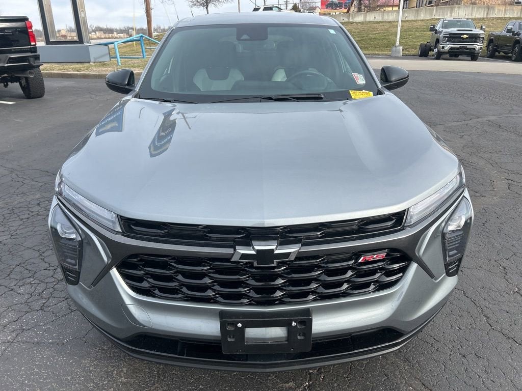 Used 2024 Chevrolet Trax RS with VIN KL77LGE22RC216658 for sale in Kansas City