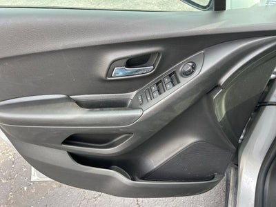 2022 Chevrolet Trax LS