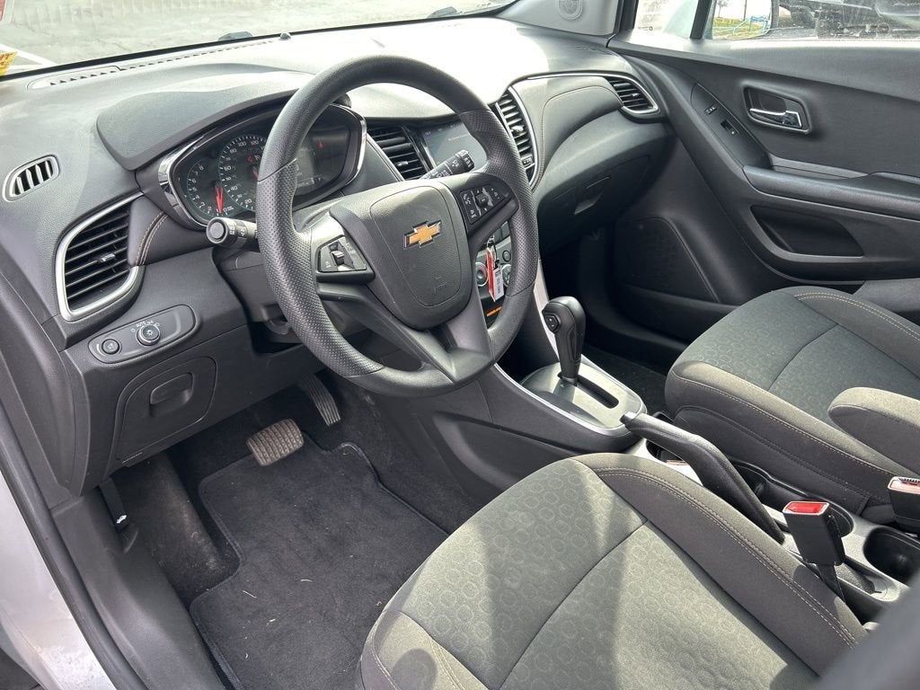 2022 Chevrolet Trax LS