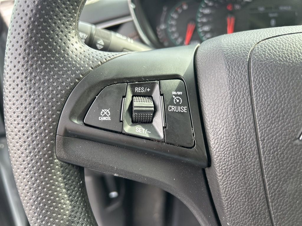 2022 Chevrolet Trax LS