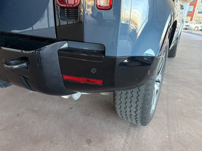 2024 Land Rover Defender 110 P400 X-Dynamic SE