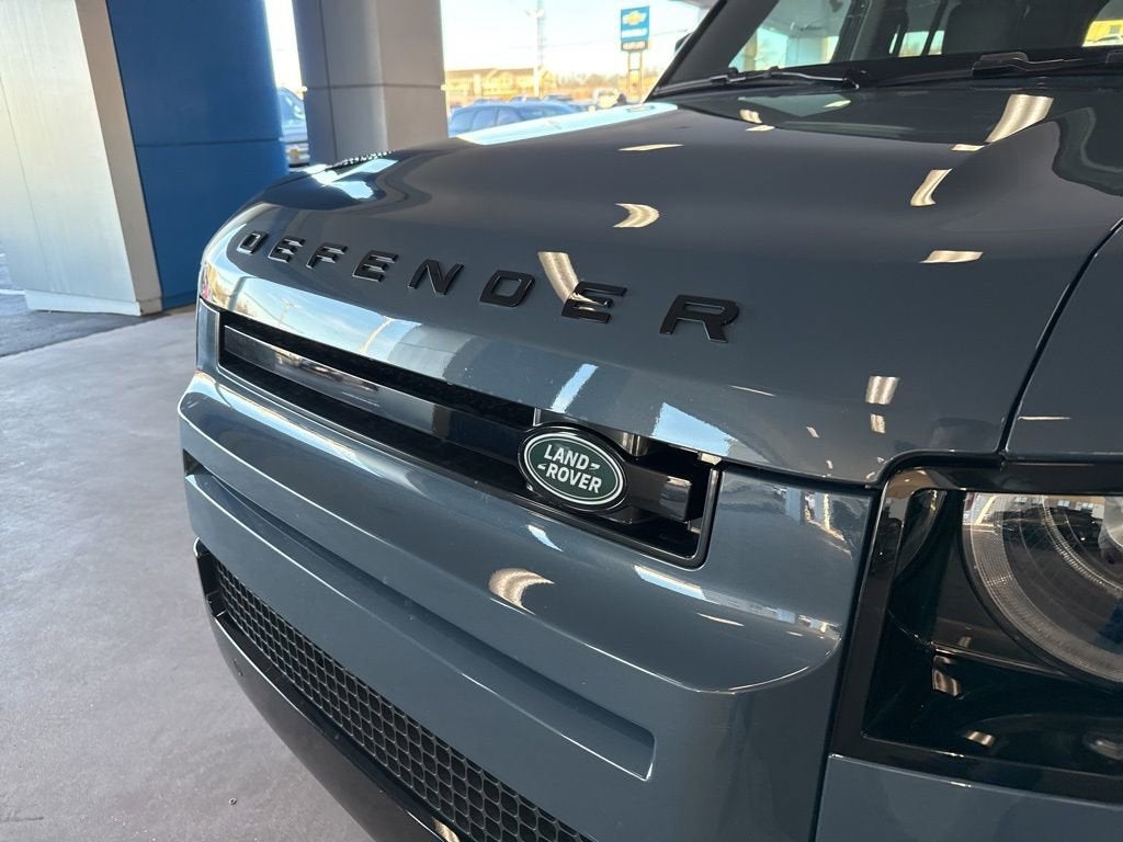 2024 Land Rover Defender 110 P400 X-Dynamic SE