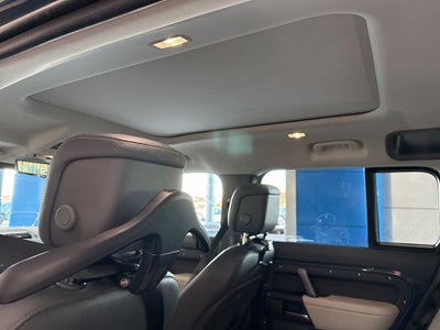 2024 Land Rover Defender 110 P400 X-Dynamic SE