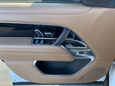 2025 Land Rover Range Rover SE