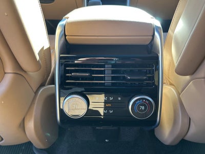 2025 Land Rover Range Rover SE