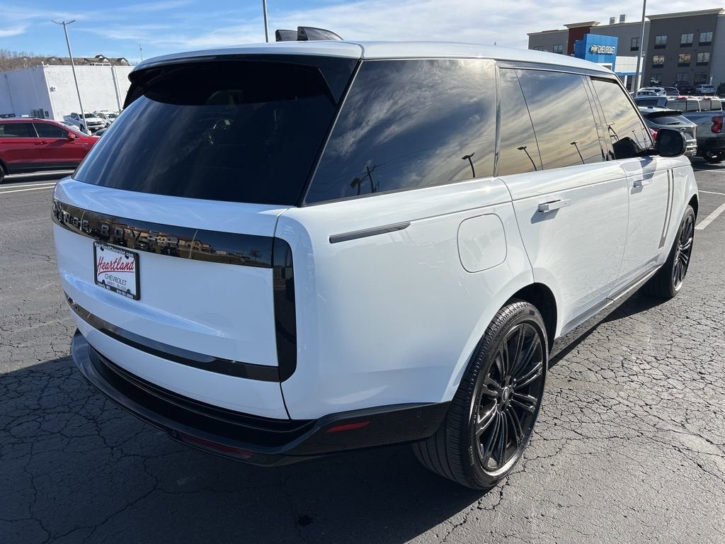 2025 Land Rover Range Rover SE