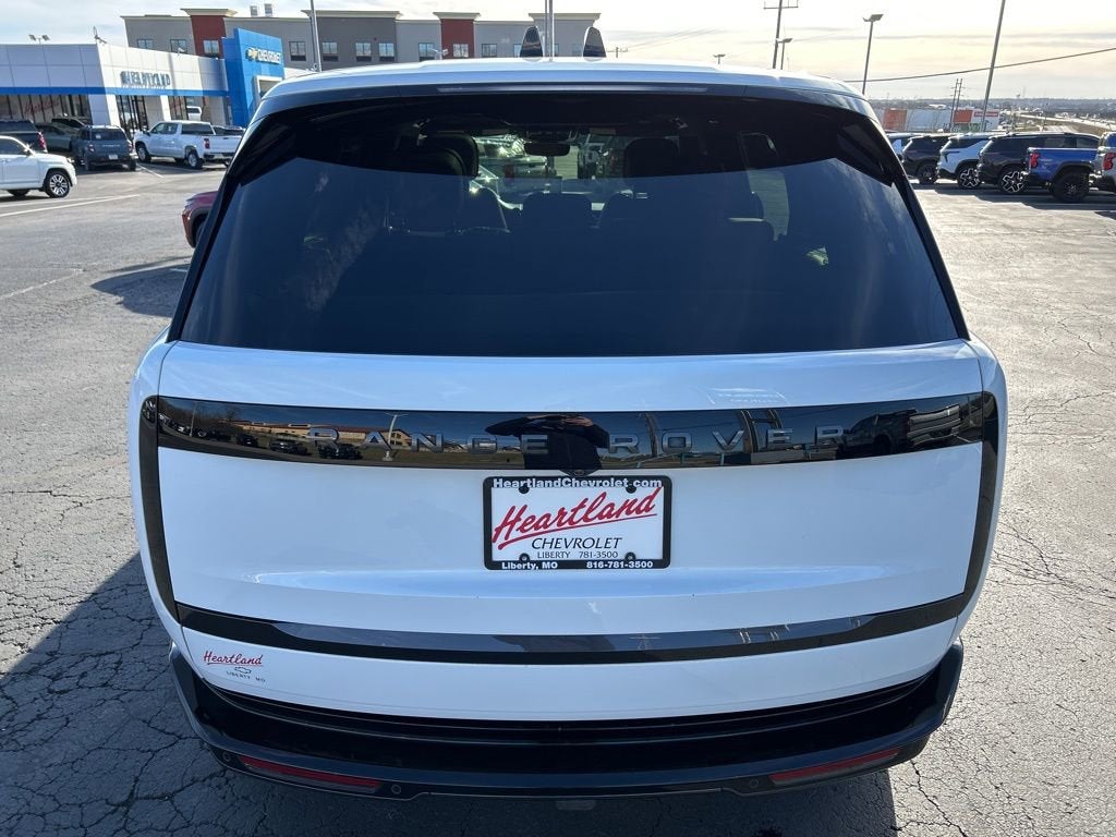 2025 Land Rover Range Rover SE