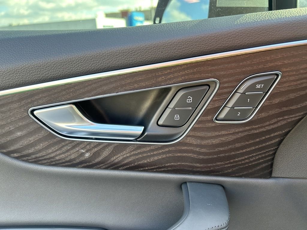 2021 Audi Q7 Prestige 55 TFSI quattro Tiptronic