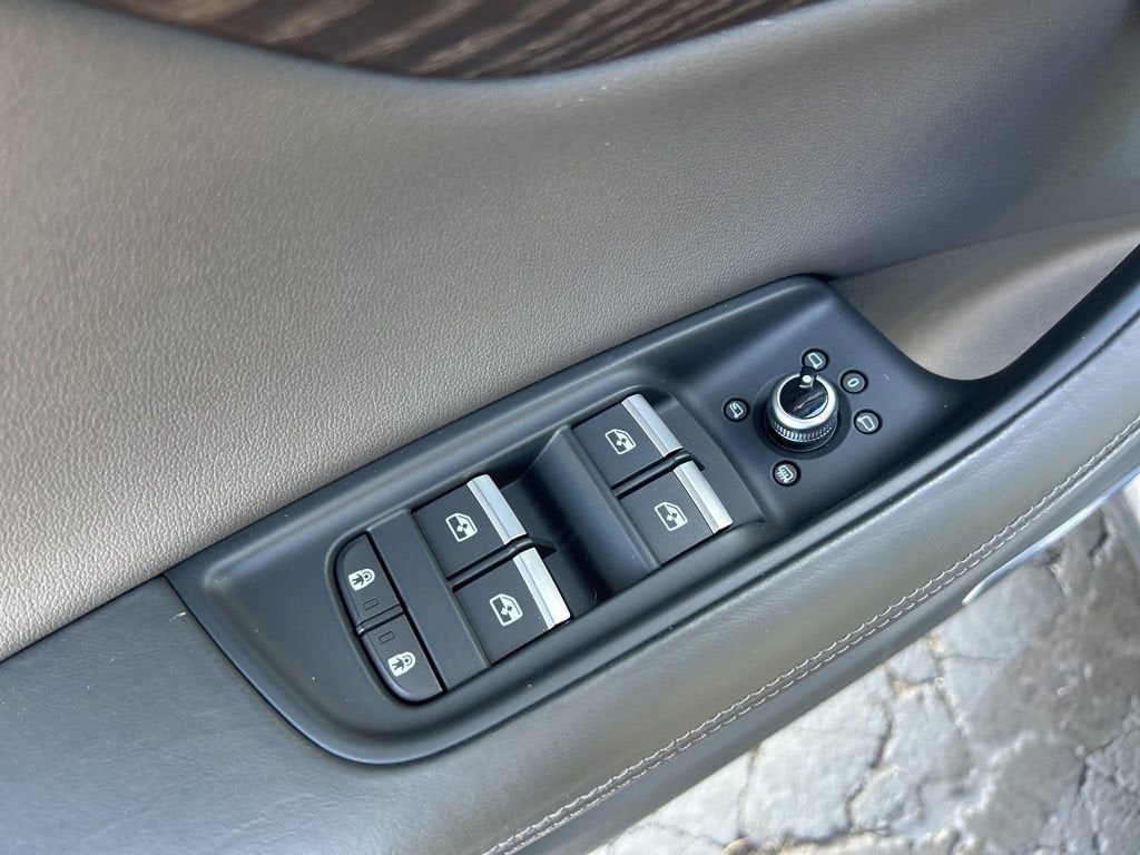 2021 Audi Q7 Prestige 55 TFSI quattro Tiptronic