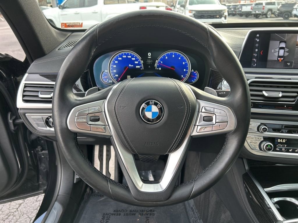 2017 BMW 750i 750i