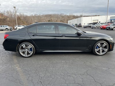 2017 BMW 750i 750i