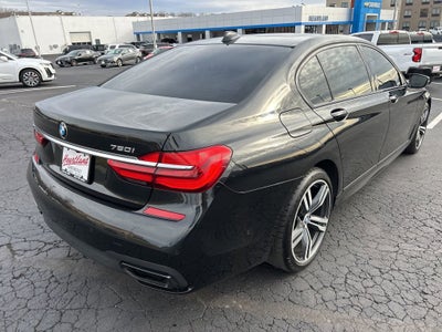 2017 BMW 750i 750i