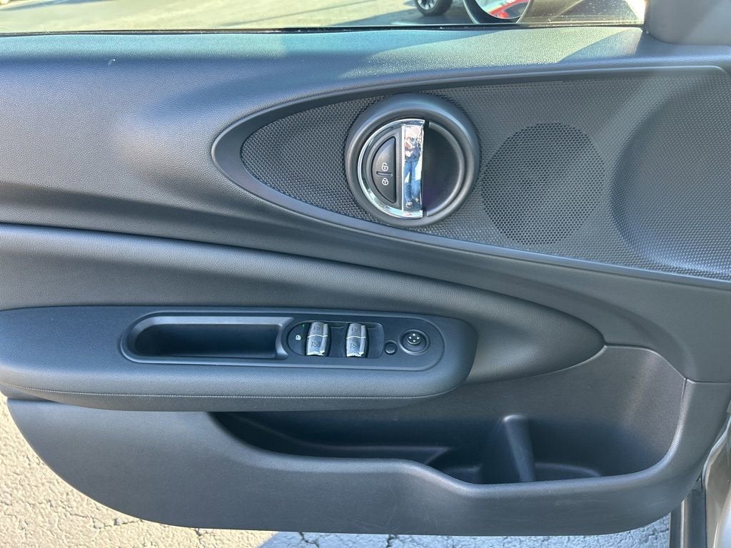 2017 MINI Clubman Cooper