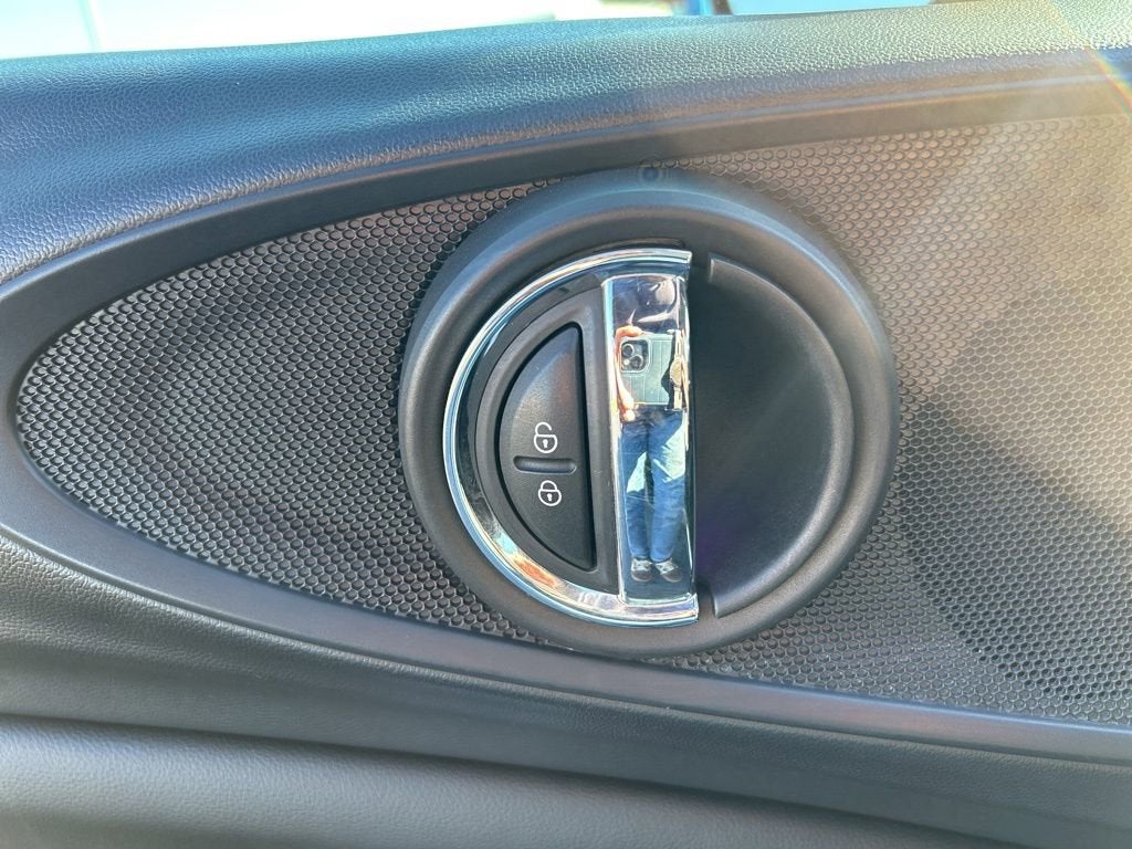 2017 MINI Clubman Cooper