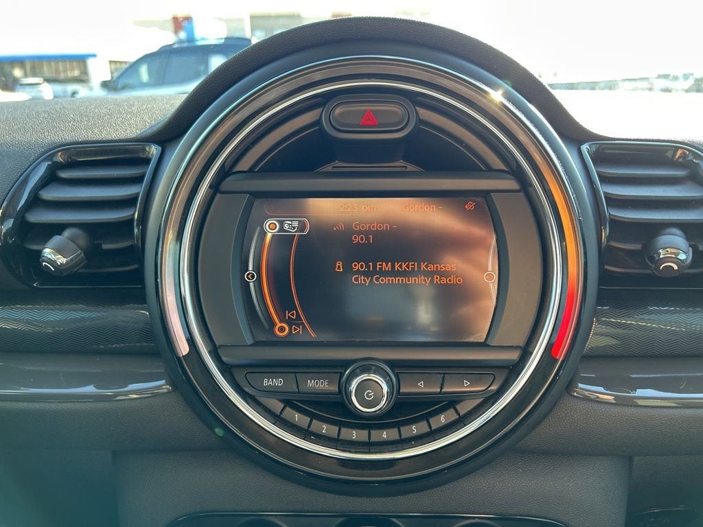 2017 MINI Clubman Cooper