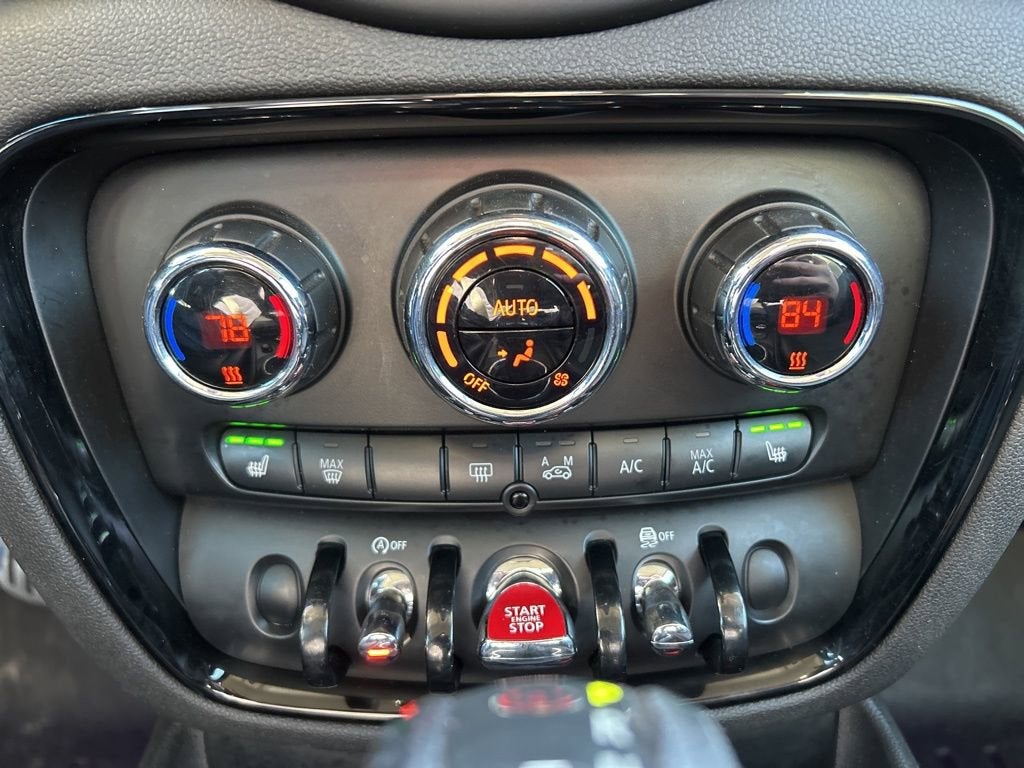 2017 MINI Clubman Cooper