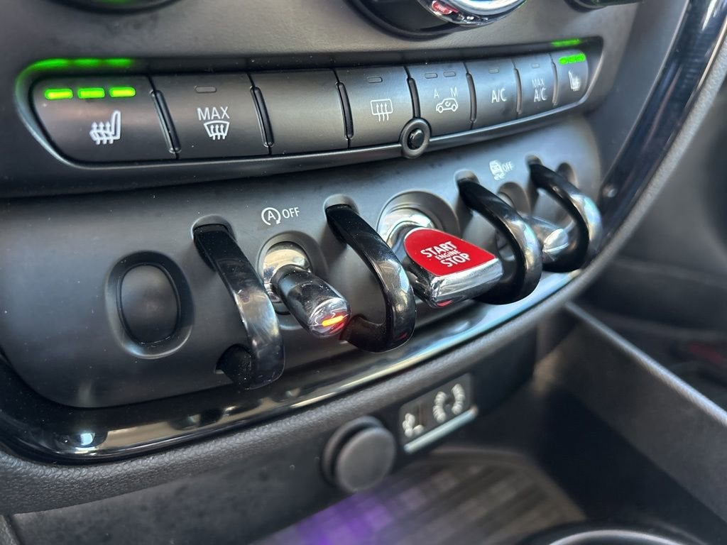 2017 MINI Clubman Cooper