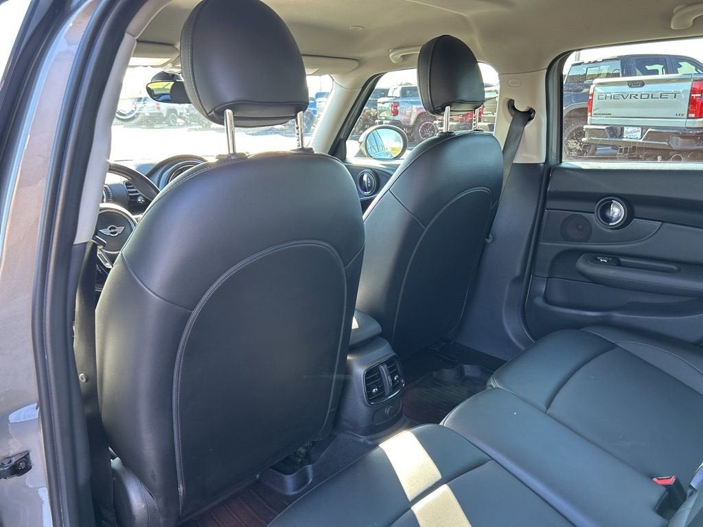 2017 MINI Clubman Cooper