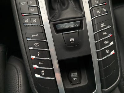 2017 Porsche Macan GTS